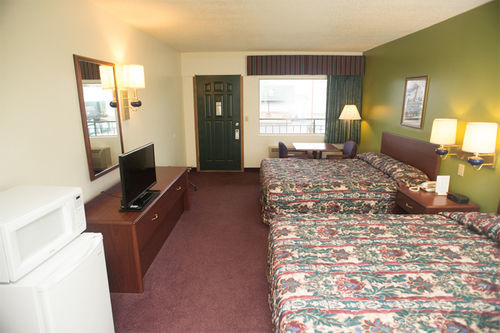 בראבו Thunderbird Motor Inn מראה חיצוני תמונה
